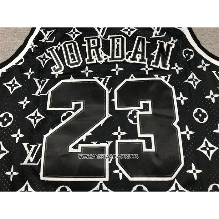 Michael Jordan NO 23 Camiseta Chicago Bulls x LV 1997-98 Negro Mitchell & Ness